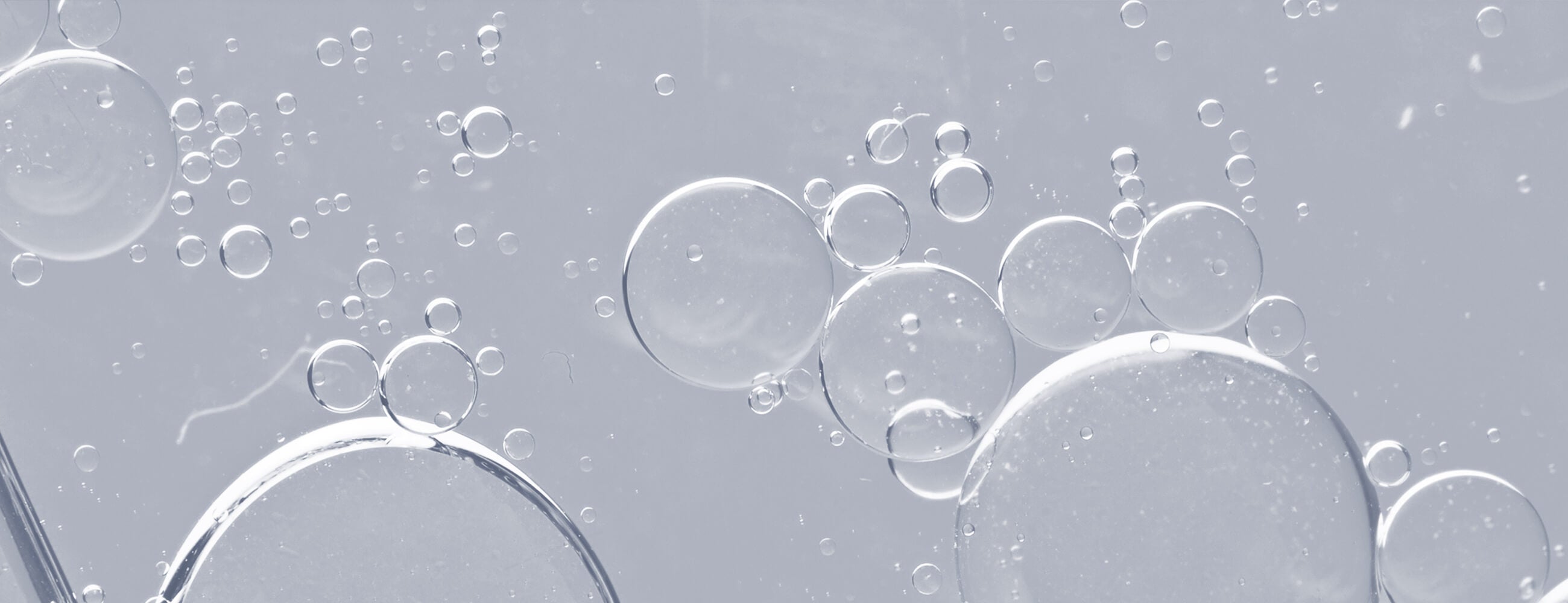 How to Moisturize Your Skin, and Why Your Skin Needs Both Oil and Water